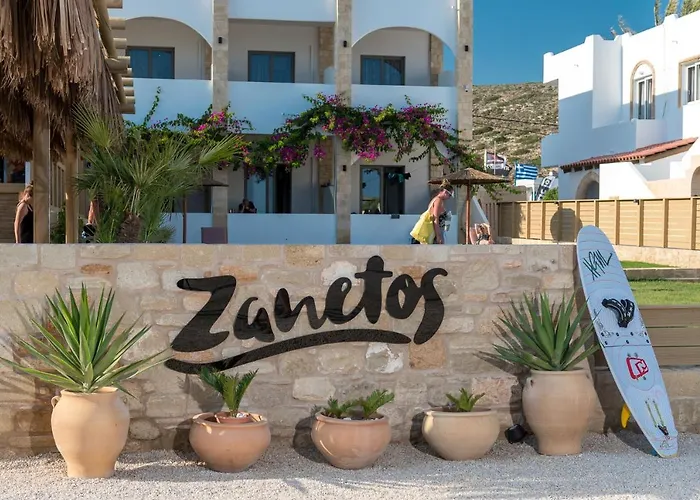 Отель Zanetos