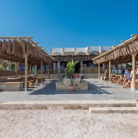 Zanetos Hotel *