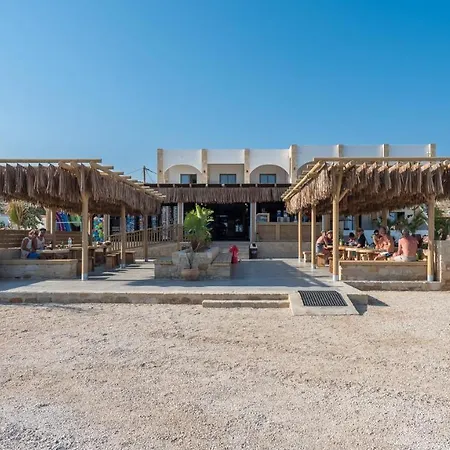 فندق Zanetos