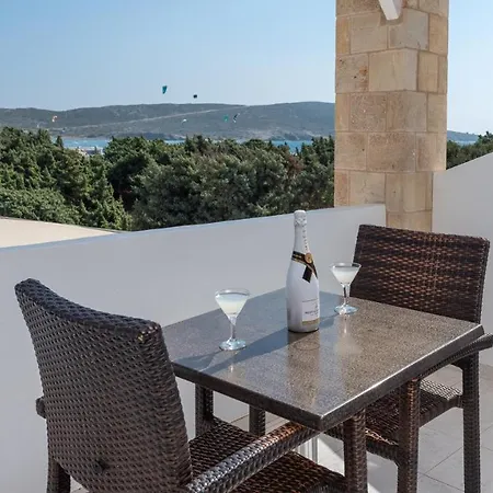 Zanetos Отель *